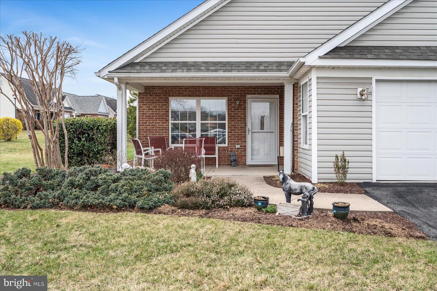 222 CRESTWOOD LN, WINCHESTER, Virginia 22602, 2 Bedrooms Bedrooms, ,2 BathroomsBathrooms,Residential,For sale,222 CRESTWOOD LN,VAFV2037944 MLS # VAFV2037944