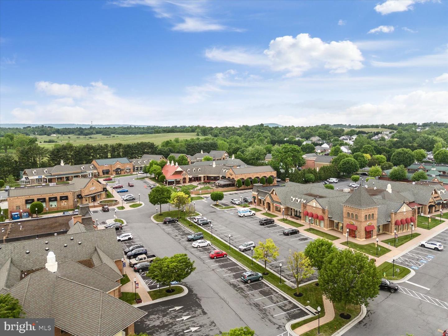 222 CRESTWOOD LN, WINCHESTER, Virginia 22602, 2 Bedrooms Bedrooms, ,2 BathroomsBathrooms,Residential,For sale,222 CRESTWOOD LN,VAFV2037944 MLS # VAFV2037944