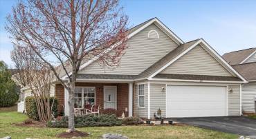 222 CRESTWOOD LN, WINCHESTER, Virginia 22602, 2 Bedrooms Bedrooms, ,2 BathroomsBathrooms,Residential,For sale,222 CRESTWOOD LN,VAFV2037944 MLS # VAFV2037944