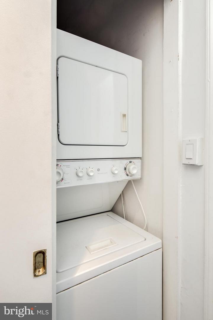 1211 35TH ST NW, WASHINGTON, District Of Columbia 20007, 2 Bedrooms Bedrooms, ,1 BathroomBathrooms,Residential,For sale,1211 35TH ST NW,DCDC2230872 MLS # DCDC2230872