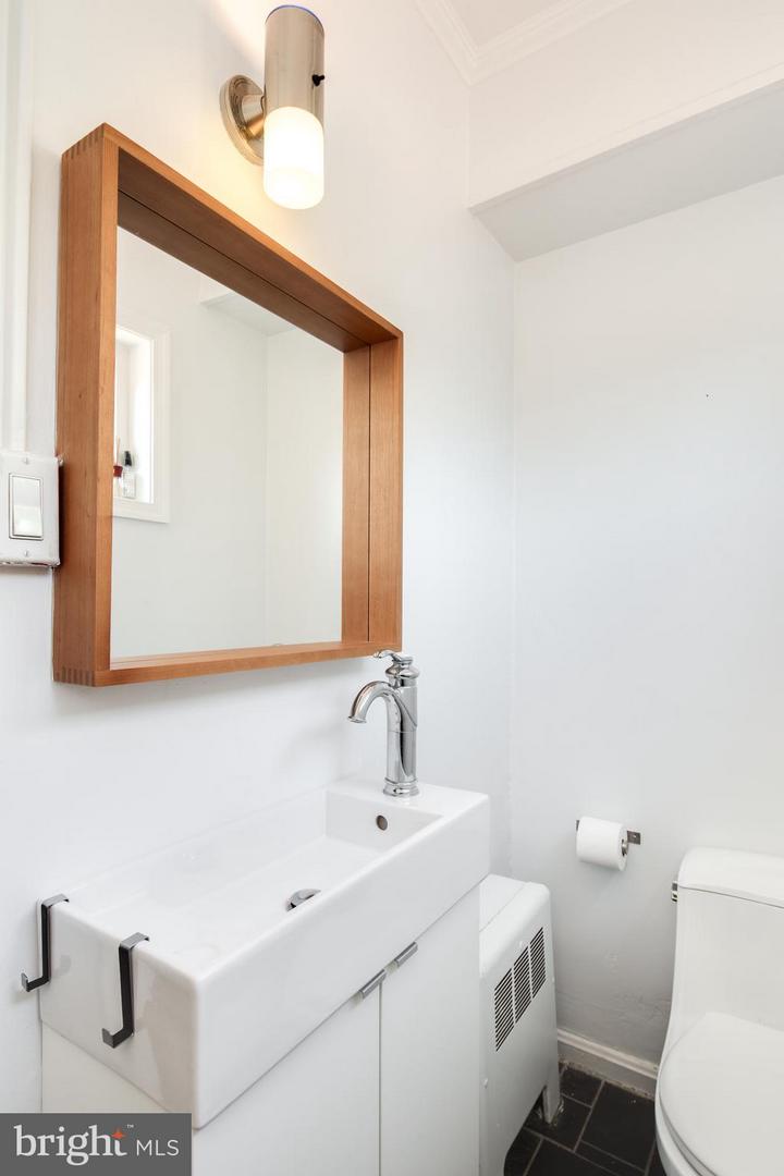 1211 35TH ST NW, WASHINGTON, District Of Columbia 20007, 2 Bedrooms Bedrooms, ,1 BathroomBathrooms,Residential,For sale,1211 35TH ST NW,DCDC2230872 MLS # DCDC2230872