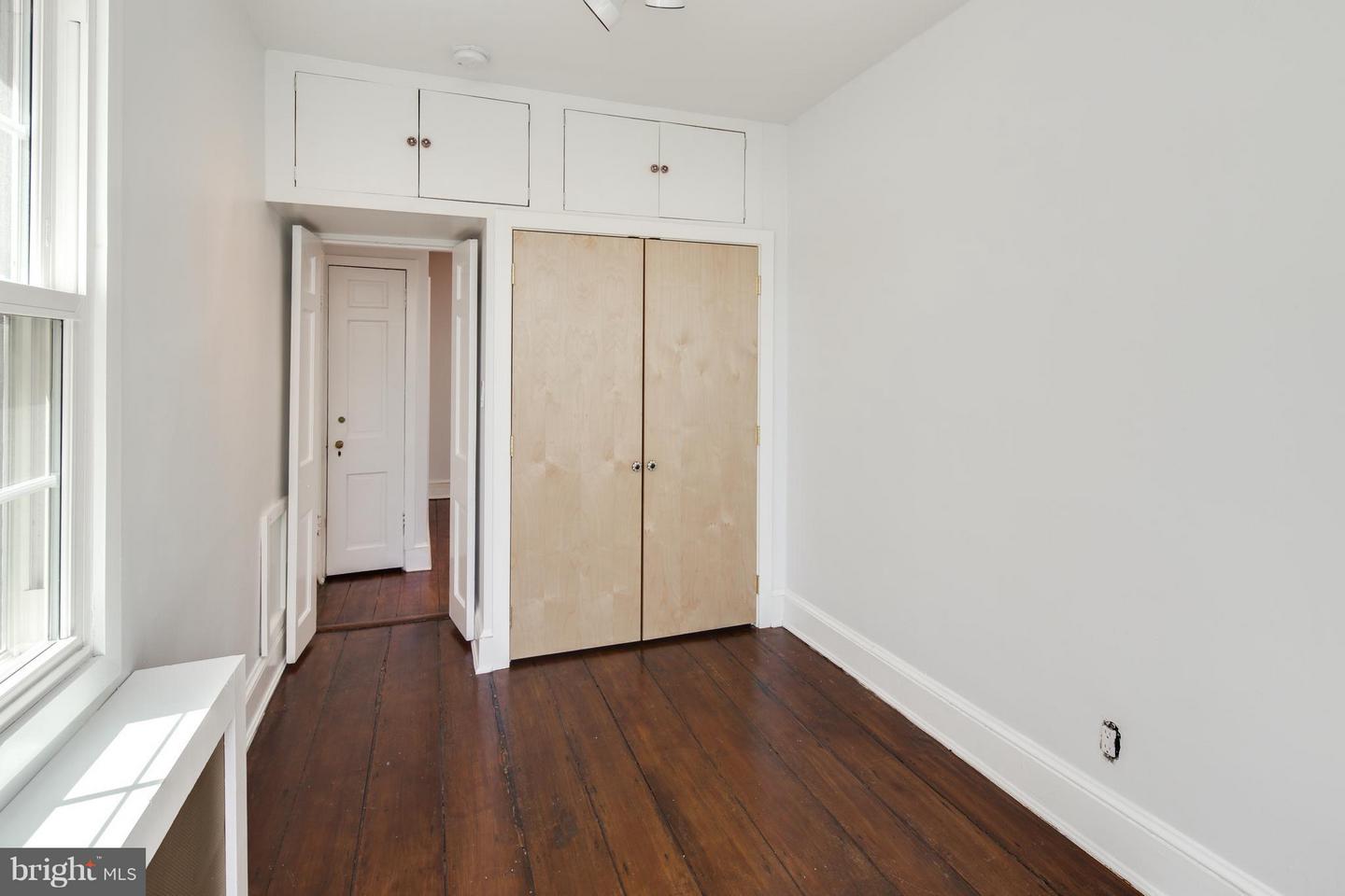 1211 35TH ST NW, WASHINGTON, District Of Columbia 20007, 2 Bedrooms Bedrooms, ,1 BathroomBathrooms,Residential,For sale,1211 35TH ST NW,DCDC2230872 MLS # DCDC2230872