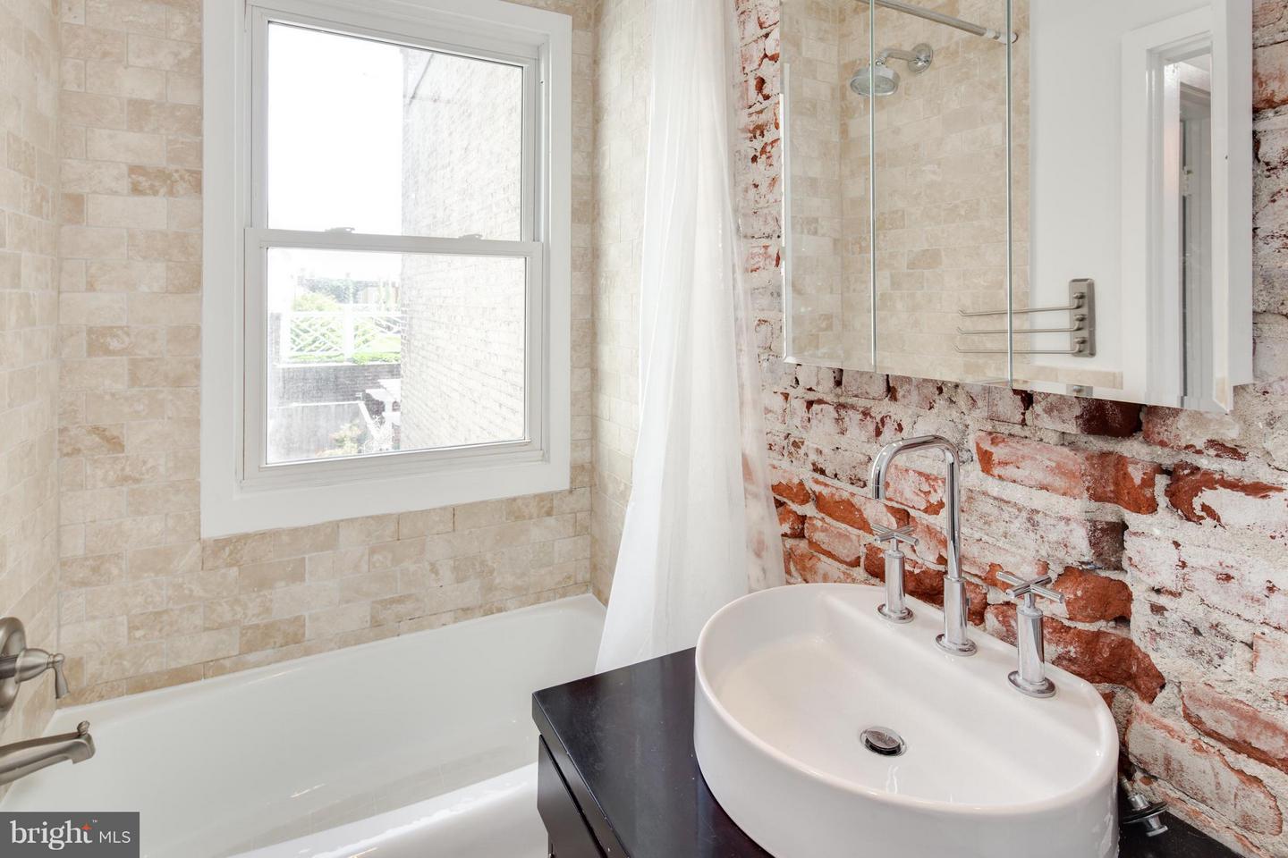 1211 35TH ST NW, WASHINGTON, District Of Columbia 20007, 2 Bedrooms Bedrooms, ,1 BathroomBathrooms,Residential,For sale,1211 35TH ST NW,DCDC2230872 MLS # DCDC2230872