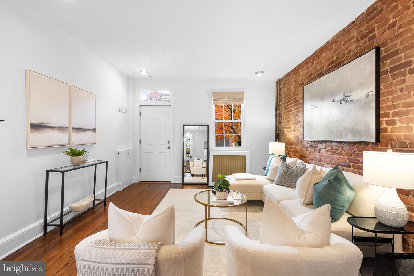 1211 35TH ST NW, WASHINGTON, District Of Columbia 20007, 2 Bedrooms Bedrooms, ,1 BathroomBathrooms,Residential,For sale,1211 35TH ST NW,DCDC2230872 MLS # DCDC2230872