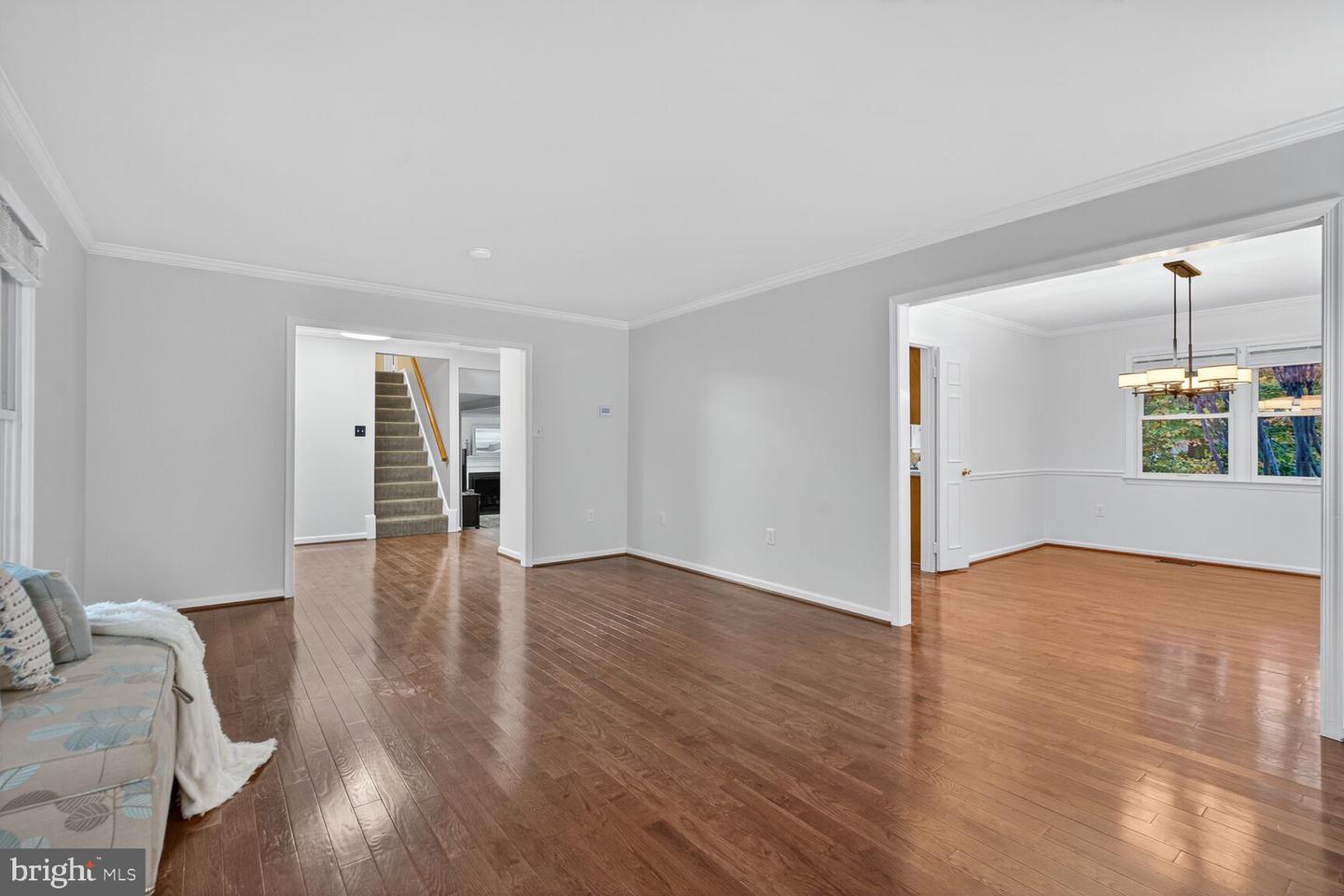 9616 BURNT OAK DR, FAIRFAX STATION, Virginia 22039, 4 Bedrooms Bedrooms, 14 Rooms Rooms,2 BathroomsBathrooms,Residential,For sale,9616 BURNT OAK DR,VAFX2278288 MLS # VAFX2278288