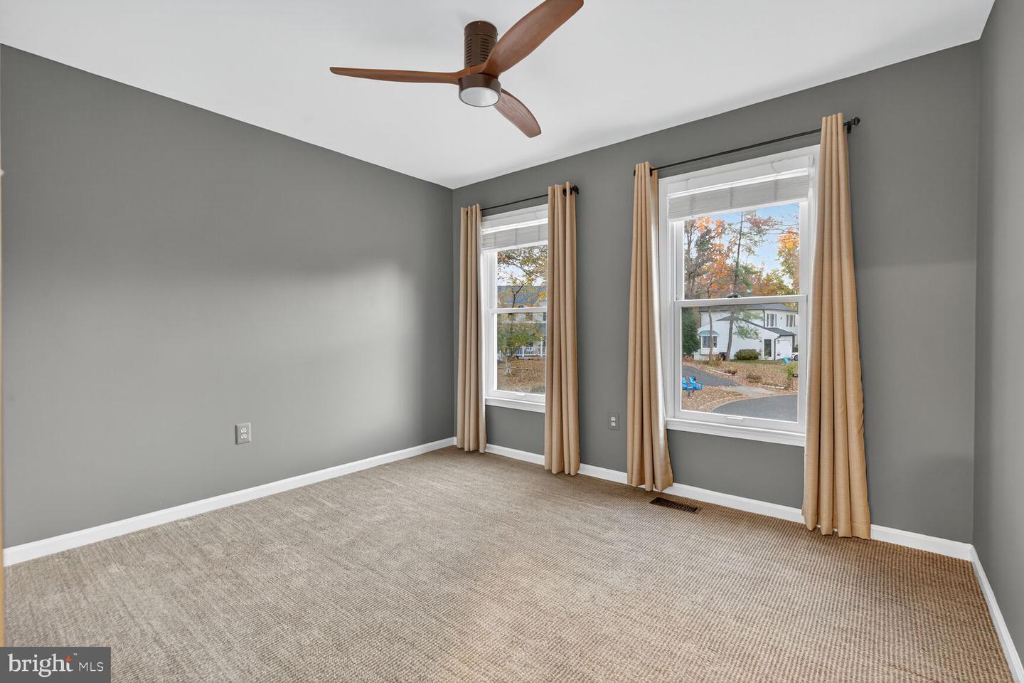 9616 BURNT OAK DR, FAIRFAX STATION, Virginia 22039, 4 Bedrooms Bedrooms, 14 Rooms Rooms,2 BathroomsBathrooms,Residential,For sale,9616 BURNT OAK DR,VAFX2278288 MLS # VAFX2278288