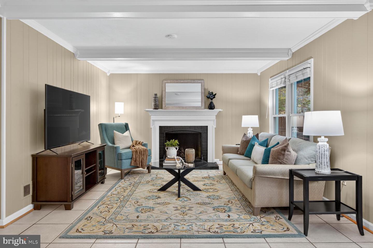 9616 BURNT OAK DR, FAIRFAX STATION, Virginia 22039, 4 Bedrooms Bedrooms, 14 Rooms Rooms,2 BathroomsBathrooms,Residential,For sale,9616 BURNT OAK DR,VAFX2278288 MLS # VAFX2278288