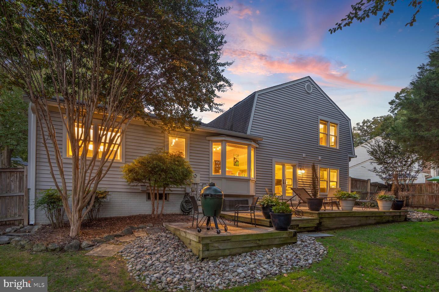 9616 BURNT OAK DR, FAIRFAX STATION, Virginia 22039, 4 Bedrooms Bedrooms, 14 Rooms Rooms,2 BathroomsBathrooms,Residential,For sale,9616 BURNT OAK DR,VAFX2278288 MLS # VAFX2278288