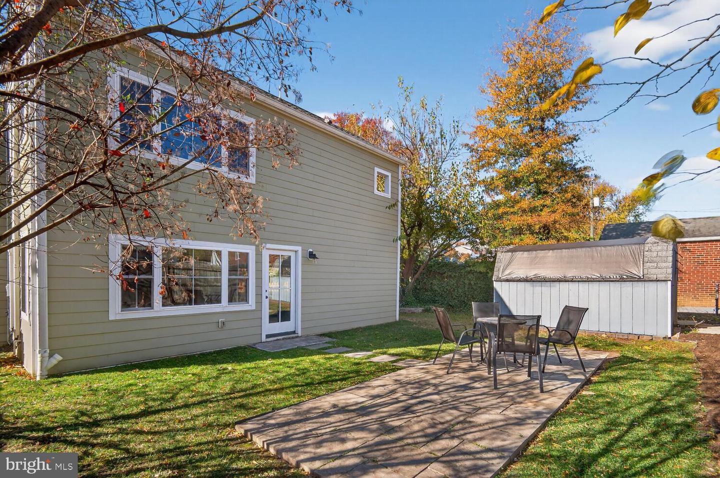 109 N BROOKSIDE DR, ARLINGTON, Virginia 22201, 3 Bedrooms Bedrooms, ,2 BathroomsBathrooms,Residential,For sale,109 N BROOKSIDE DR,VAAR2065830 MLS # VAAR2065830 109 N BROOKSIDE DR, ARLINGTON, Virginia 22201, 3 Bedrooms Bedrooms, ,2 BathroomsBathrooms,Residential,For sale,109 N BROOKSIDE DR,VAAR2065830 MLS # VAAR2065830