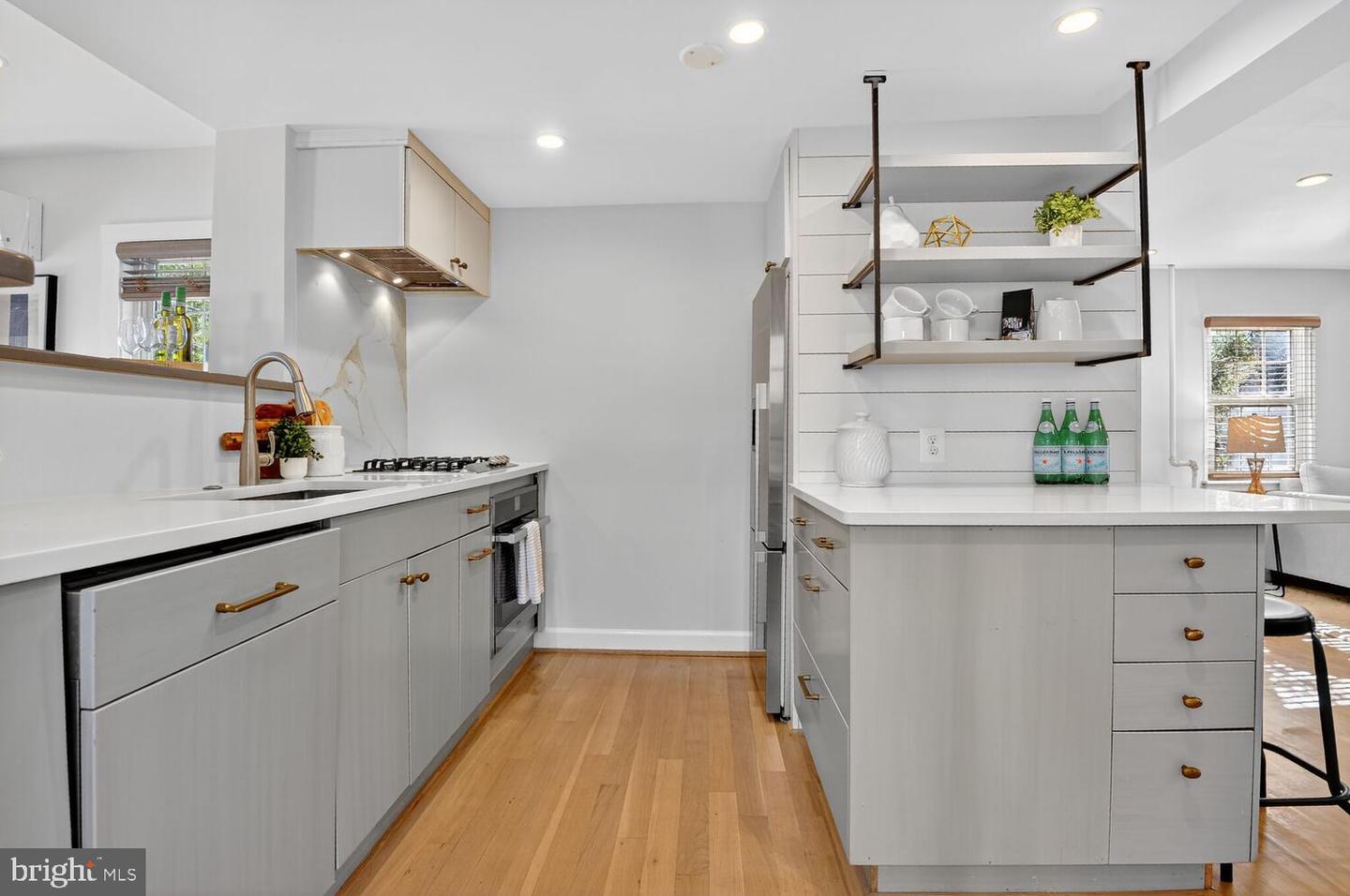 109 N BROOKSIDE DR, ARLINGTON, Virginia 22201, 3 Bedrooms Bedrooms, ,2 BathroomsBathrooms,Residential,For sale,109 N BROOKSIDE DR,VAAR2065830 MLS # VAAR2065830 109 N BROOKSIDE DR, ARLINGTON, Virginia 22201, 3 Bedrooms Bedrooms, ,2 BathroomsBathrooms,Residential,For sale,109 N BROOKSIDE DR,VAAR2065830 MLS # VAAR2065830