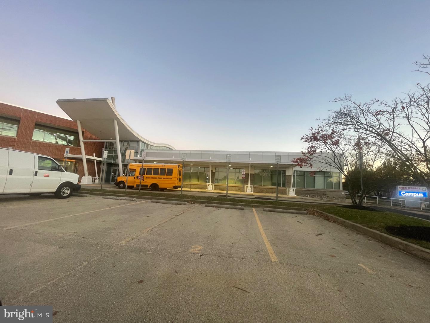 122 33RD ST NE, WASHINGTON, District Of Columbia 20019, 2 Bedrooms Bedrooms, 4 Rooms Rooms,1 BathroomBathrooms,Residential,For sale,122 33RD ST NE,DCDC2230886 MLS # DCDC2230886