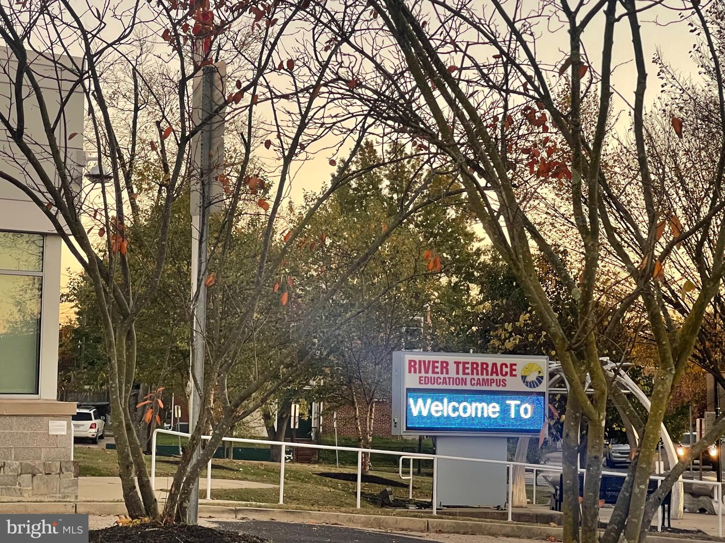 122 33RD ST NE, WASHINGTON, District Of Columbia 20019, 2 Bedrooms Bedrooms, 4 Rooms Rooms,1 BathroomBathrooms,Residential,For sale,122 33RD ST NE,DCDC2230886 MLS # DCDC2230886