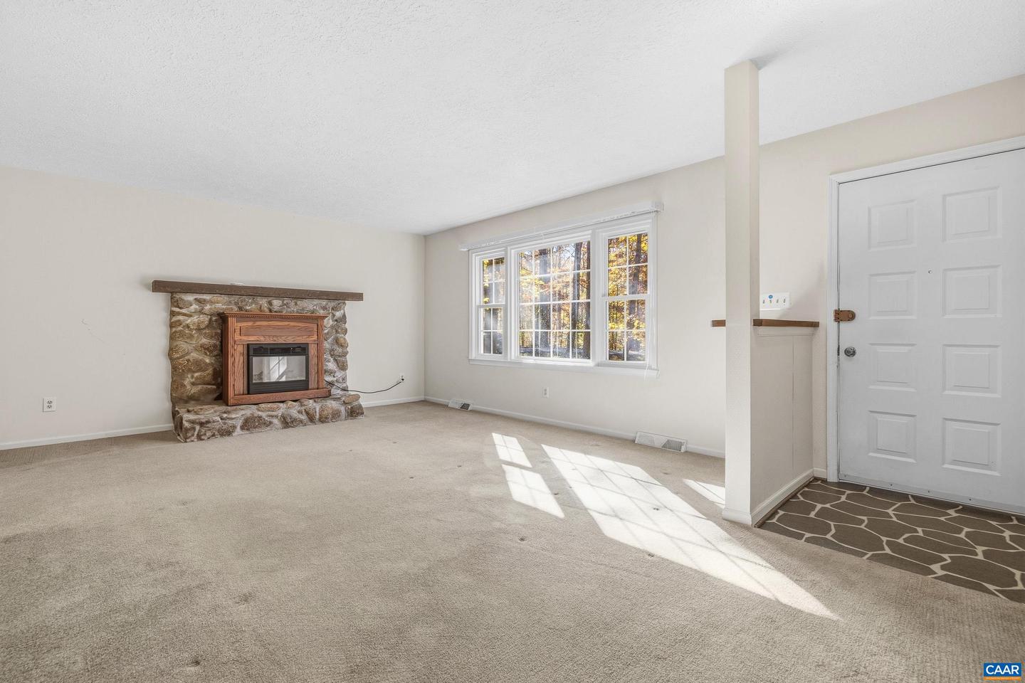 4802 MECHUNK RD, KESWICK, Virginia 22947, 4 Bedrooms Bedrooms, ,2 BathroomsBathrooms,Residential,For sale,4802 MECHUNK RD,670838 MLS # 670838 4802 MECHUNK RD, KESWICK, Virginia 22947, 4 Bedrooms Bedrooms, ,2 BathroomsBathrooms,Residential,For sale,4802 MECHUNK RD,670838 MLS # 670838