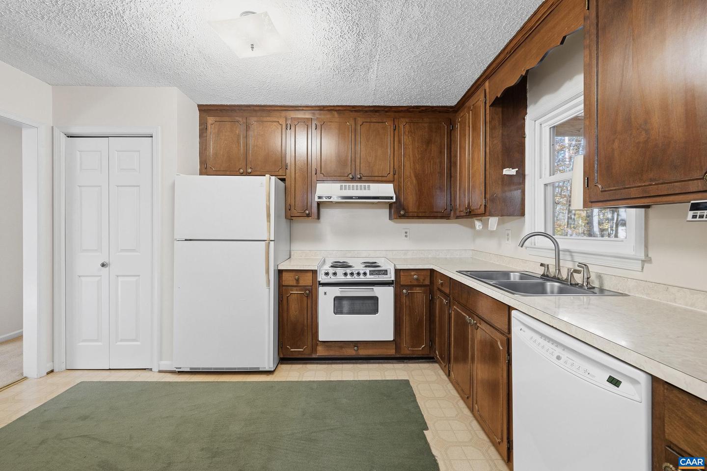 4802 MECHUNK RD, KESWICK, Virginia 22947, 4 Bedrooms Bedrooms, ,2 BathroomsBathrooms,Residential,For sale,4802 MECHUNK RD,670838 MLS # 670838 4802 MECHUNK RD, KESWICK, Virginia 22947, 4 Bedrooms Bedrooms, ,2 BathroomsBathrooms,Residential,For sale,4802 MECHUNK RD,670838 MLS # 670838