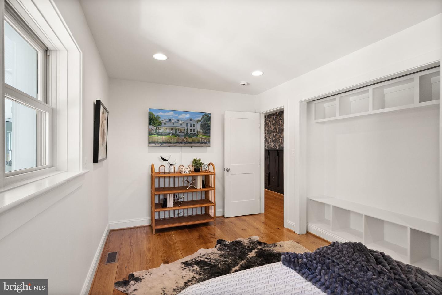 6032 28TH ST N, ARLINGTON, Virginia 22207, 5 Bedrooms Bedrooms, ,4 BathroomsBathrooms,Residential,For sale,6032 28TH ST N,VAAR2065838 MLS # VAAR2065838 6032 28TH ST N, ARLINGTON, Virginia 22207, 5 Bedrooms Bedrooms, ,4 BathroomsBathrooms,Residential,For sale,6032 28TH ST N,VAAR2065838 MLS # VAAR2065838