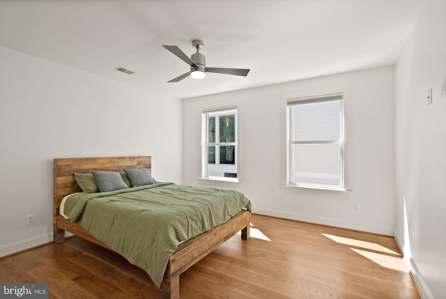 6032 28TH ST N, ARLINGTON, Virginia 22207, 5 Bedrooms Bedrooms, ,4 BathroomsBathrooms,Residential,For sale,6032 28TH ST N,VAAR2065838 MLS # VAAR2065838 6032 28TH ST N, ARLINGTON, Virginia 22207, 5 Bedrooms Bedrooms, ,4 BathroomsBathrooms,Residential,For sale,6032 28TH ST N,VAAR2065838 MLS # VAAR2065838