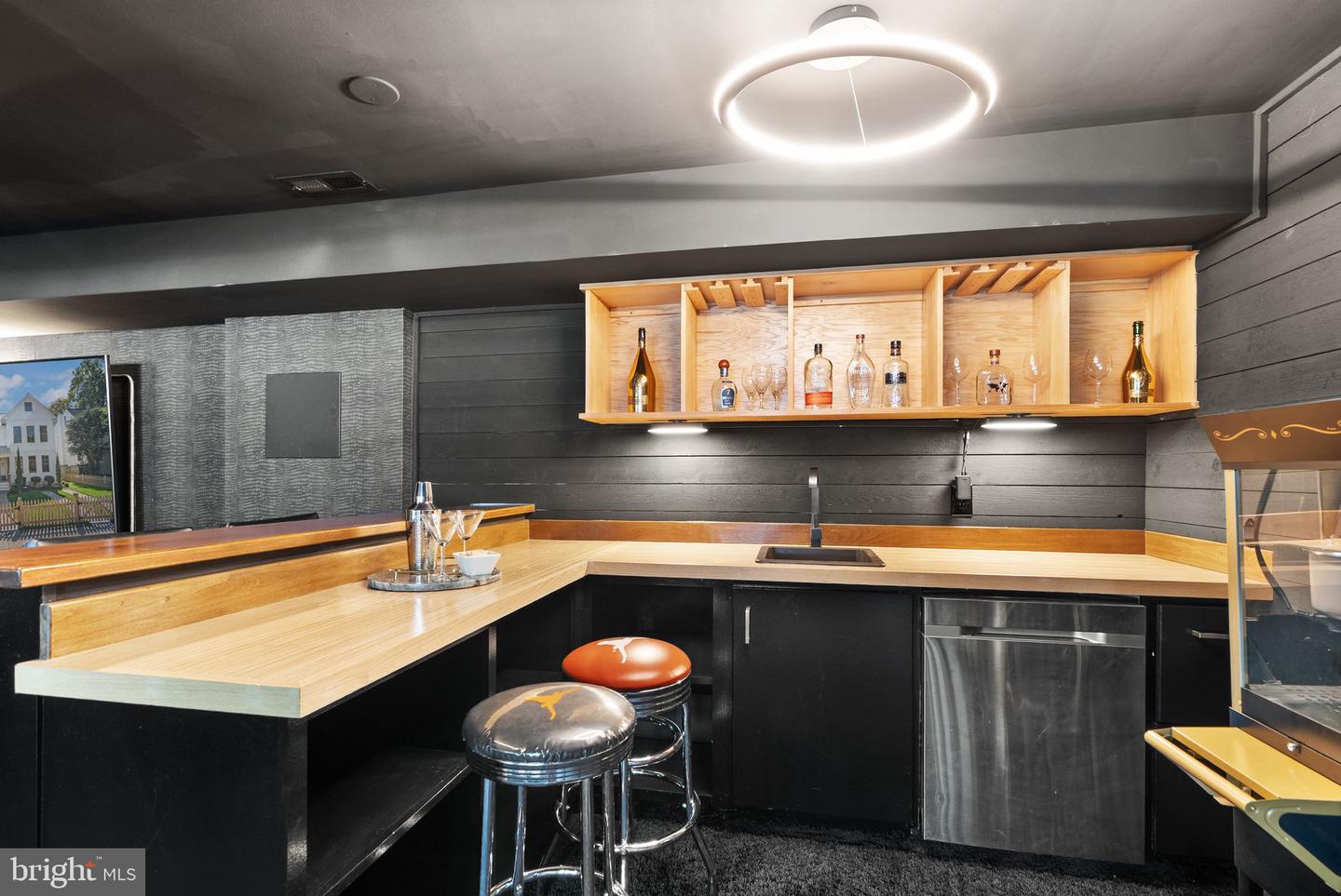 6032 28TH ST N, ARLINGTON, Virginia 22207, 5 Bedrooms Bedrooms, ,4 BathroomsBathrooms,Residential,For sale,6032 28TH ST N,VAAR2065838 MLS # VAAR2065838 6032 28TH ST N, ARLINGTON, Virginia 22207, 5 Bedrooms Bedrooms, ,4 BathroomsBathrooms,Residential,For sale,6032 28TH ST N,VAAR2065838 MLS # VAAR2065838