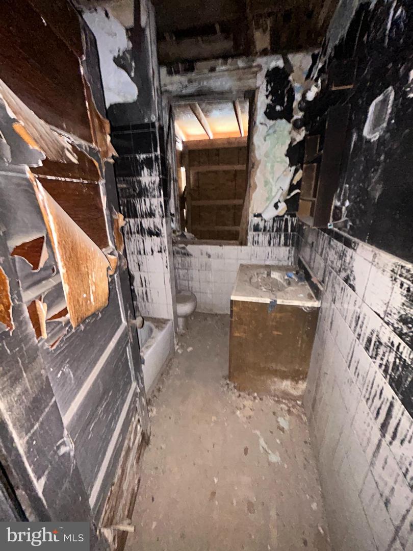 28 GIRARD ST NE, WASHINGTON, District Of Columbia 20002, 3 Bedrooms Bedrooms, ,2 BathroomsBathrooms,Residential,For sale,28 GIRARD ST NE,DCDC2230906 MLS # DCDC2230906 28 GIRARD ST NE, WASHINGTON, District Of Columbia 20002, 3 Bedrooms Bedrooms, ,2 BathroomsBathrooms,Residential,For sale,28 GIRARD ST NE,DCDC2230906 MLS # DCDC2230906