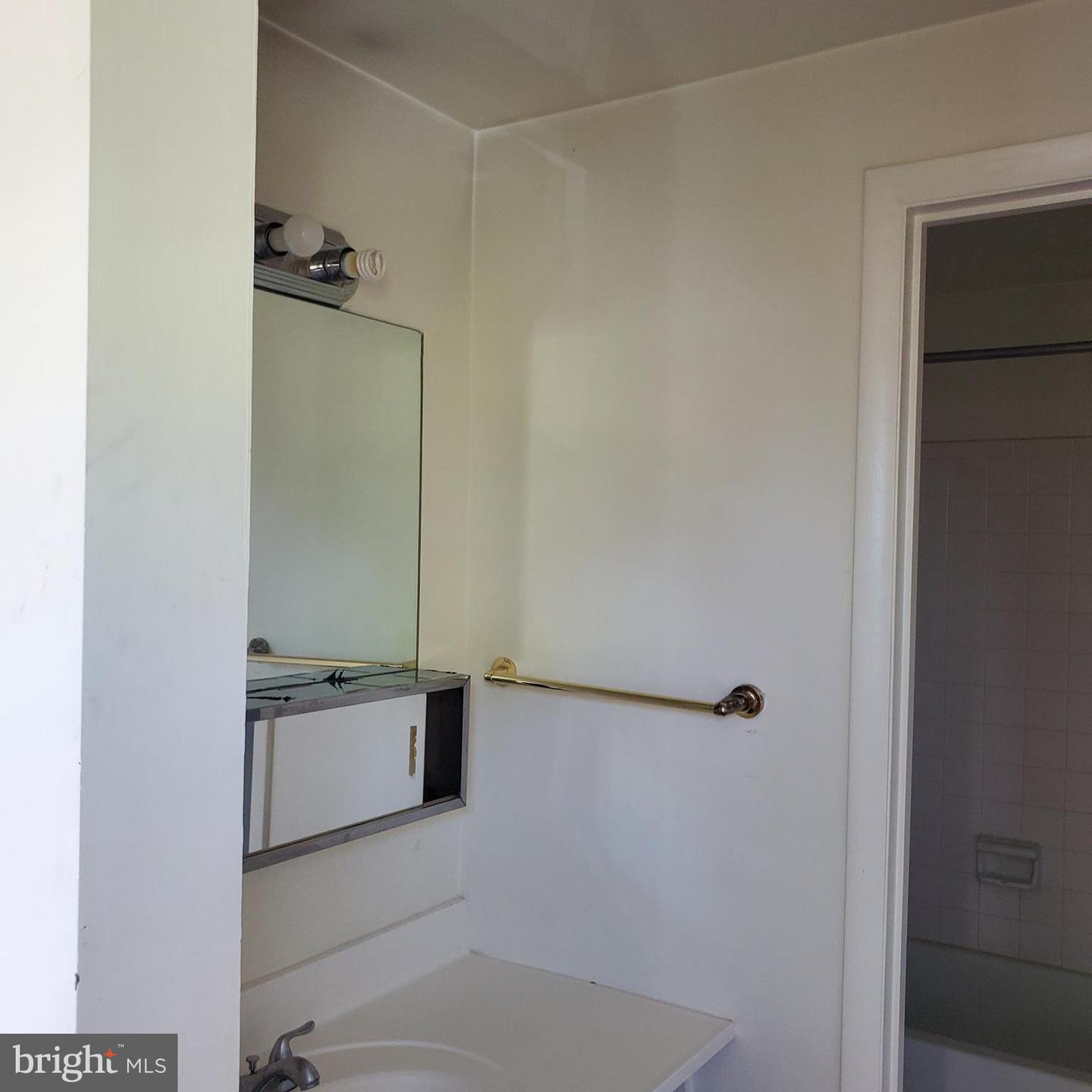 1832 FORT PULASKI CT, DUMFRIES, Virginia 22026, 3 Bedrooms Bedrooms, ,2 BathroomsBathrooms,Residential,For sale,1832 FORT PULASKI CT,VAPW2096798 MLS # VAPW2096798