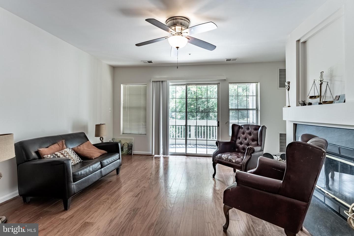 4225 MOZART BRIGADE LN #84, FAIRFAX, Virginia 22033, 2 Bedrooms Bedrooms, ,2 BathroomsBathrooms,Residential,For sale,4225 MOZART BRIGADE LN #84,VAFX2252662 MLS # VAFX2252662