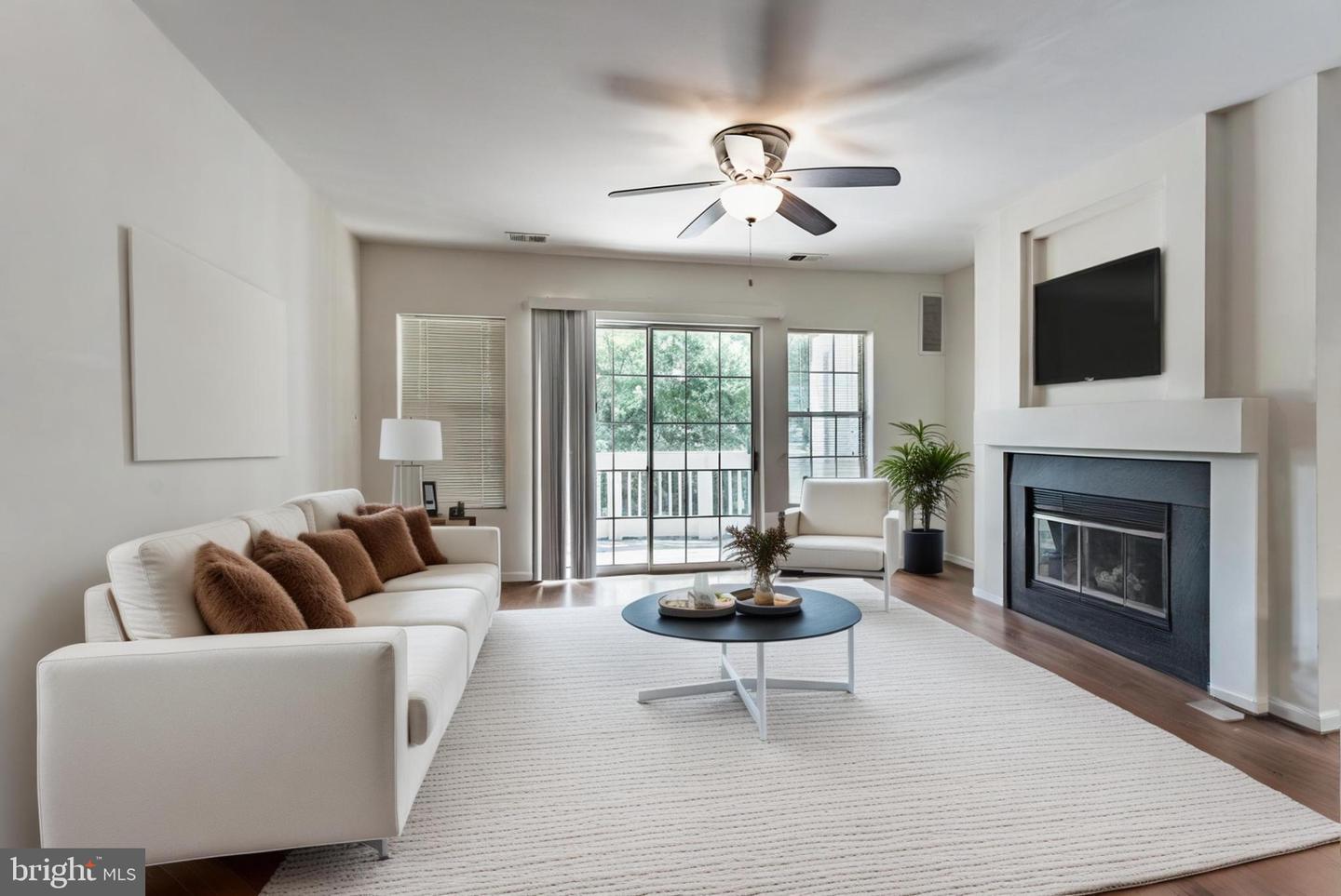 4225 MOZART BRIGADE LN #84, FAIRFAX, Virginia 22033, 2 Bedrooms Bedrooms, ,2 BathroomsBathrooms,Residential,For sale,4225 MOZART BRIGADE LN #84,VAFX2252662 MLS # VAFX2252662