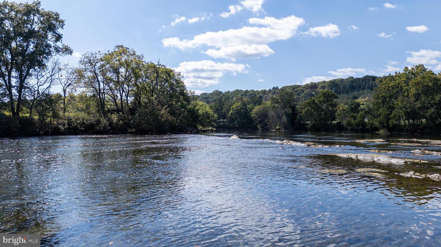 0 OAKVIEW DR, BENTONVILLE, Virginia 22610, ,Land,For sale,0 OAKVIEW DR,VAWR2012732 MLS # VAWR2012732