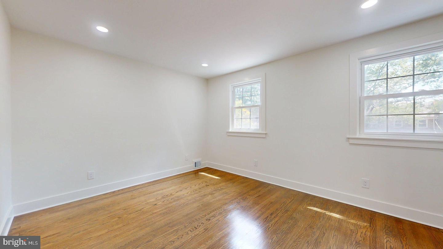 38 CRITTENDEN ST NE, WASHINGTON, District Of Columbia 20011, 3 Bedrooms Bedrooms, ,2 BathroomsBathrooms,Residential,For sale,38 CRITTENDEN ST NE,DCDC2213822 MLS # DCDC2213822