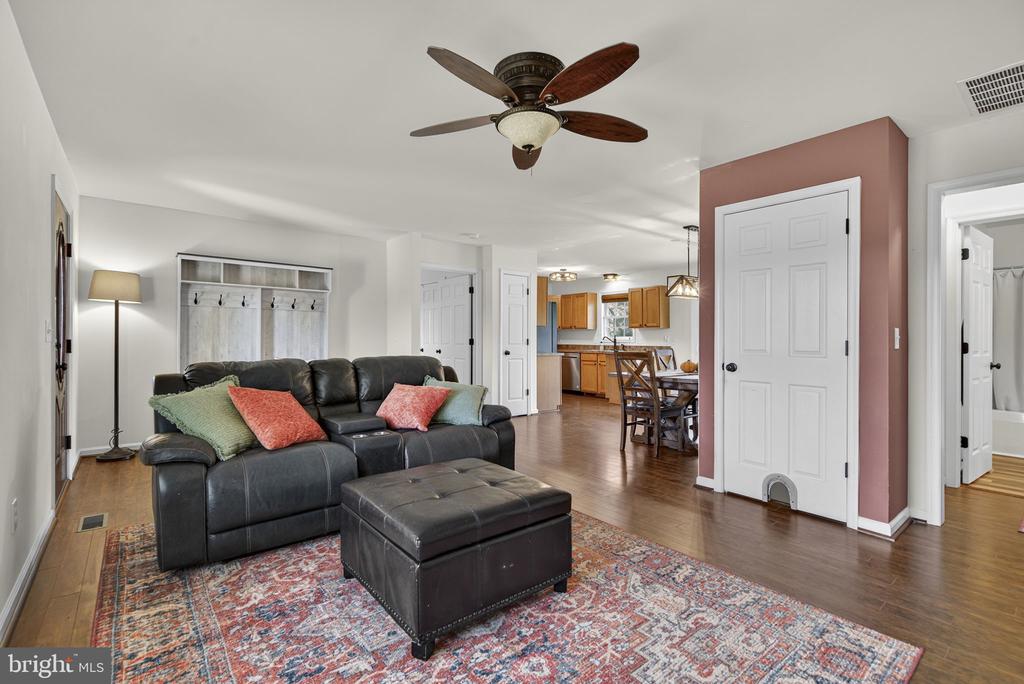 12494 EGGBORNSVILLE RD, CULPEPER, Virginia 22701, 3 Bedrooms Bedrooms, ,3 BathroomsBathrooms,Residential,12494 EGGBORNSVILLE RD,VACU2011892 MLS # VACU2011892