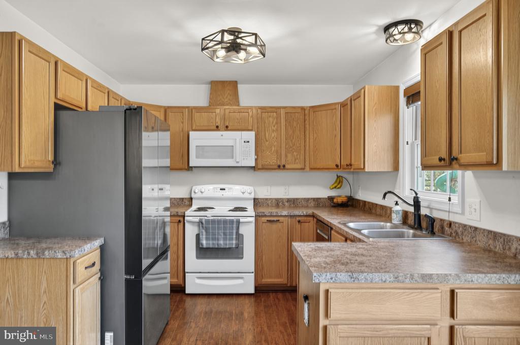 12494 EGGBORNSVILLE RD, CULPEPER, Virginia 22701, 3 Bedrooms Bedrooms, ,3 BathroomsBathrooms,Residential,12494 EGGBORNSVILLE RD,VACU2011892 MLS # VACU2011892