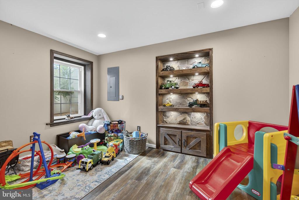 12494 EGGBORNSVILLE RD, CULPEPER, Virginia 22701, 3 Bedrooms Bedrooms, ,3 BathroomsBathrooms,Residential,12494 EGGBORNSVILLE RD,VACU2011892 MLS # VACU2011892