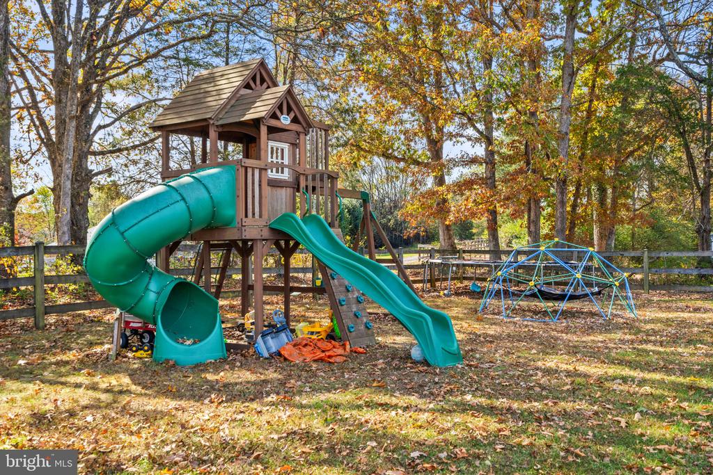 12494 EGGBORNSVILLE RD, CULPEPER, Virginia 22701, 3 Bedrooms Bedrooms, ,3 BathroomsBathrooms,Residential,12494 EGGBORNSVILLE RD,VACU2011892 MLS # VACU2011892