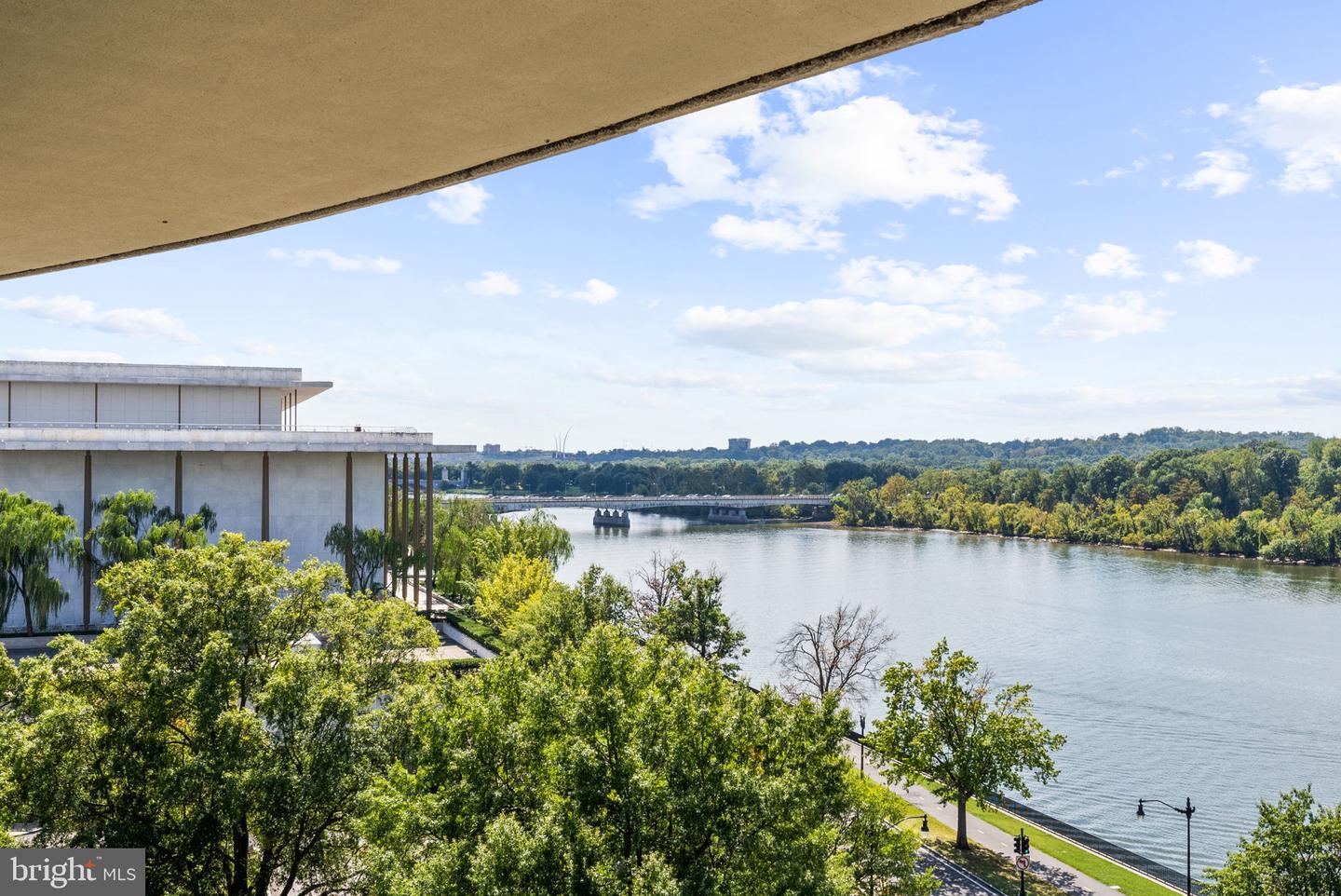 700 NEW HAMPSHIRE AVE NW #905, WASHINGTON, District Of Columbia 20037, 1 Bedroom Bedrooms, ,1 BathroomBathrooms,Residential,For sale,700 NEW HAMPSHIRE AVE NW #905,DCDC2220152 MLS # DCDC2220152