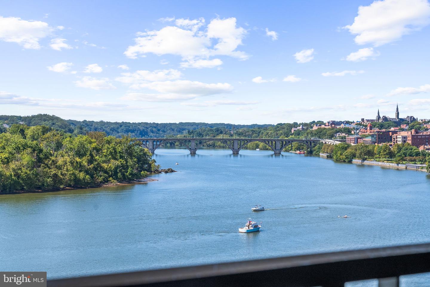 700 NEW HAMPSHIRE AVE NW #905, WASHINGTON, District Of Columbia 20037, 1 Bedroom Bedrooms, ,1 BathroomBathrooms,Residential,For sale,700 NEW HAMPSHIRE AVE NW #905,DCDC2220152 MLS # DCDC2220152