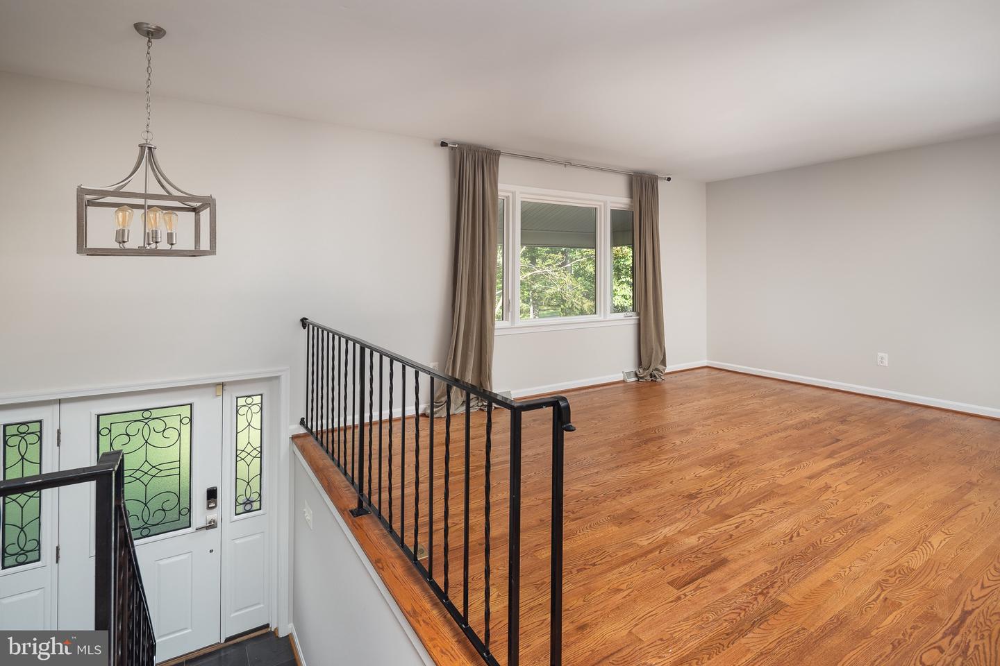 4509 MARTINWOOD DR, HAYMARKET, Virginia 20169, 4 Bedrooms Bedrooms, 13 Rooms Rooms,3 BathroomsBathrooms,Residential,For sale,4509 MARTINWOOD DR,VAPW2103206 MLS # VAPW2103206