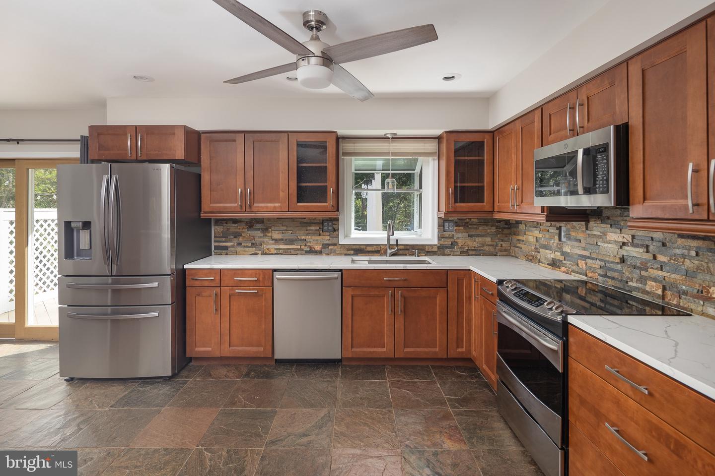 4509 MARTINWOOD DR, HAYMARKET, Virginia 20169, 4 Bedrooms Bedrooms, 13 Rooms Rooms,3 BathroomsBathrooms,Residential,For sale,4509 MARTINWOOD DR,VAPW2103206 MLS # VAPW2103206