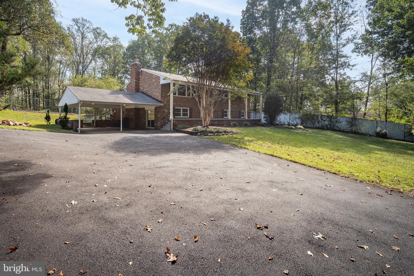 4509 MARTINWOOD DR, HAYMARKET, Virginia 20169, 4 Bedrooms Bedrooms, 13 Rooms Rooms,3 BathroomsBathrooms,Residential,For sale,4509 MARTINWOOD DR,VAPW2103206 MLS # VAPW2103206