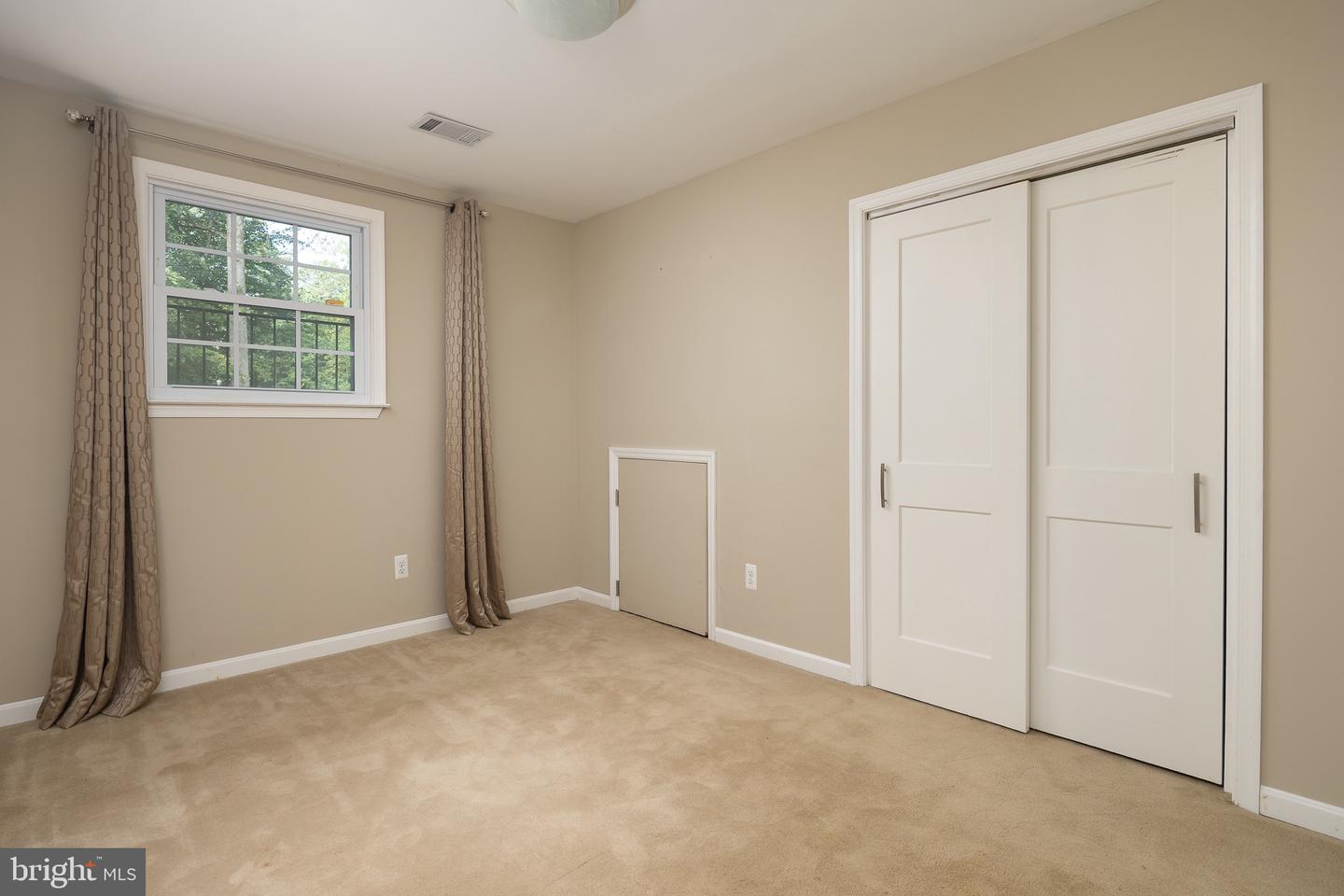 4509 MARTINWOOD DR, HAYMARKET, Virginia 20169, 4 Bedrooms Bedrooms, 13 Rooms Rooms,3 BathroomsBathrooms,Residential,For sale,4509 MARTINWOOD DR,VAPW2103206 MLS # VAPW2103206