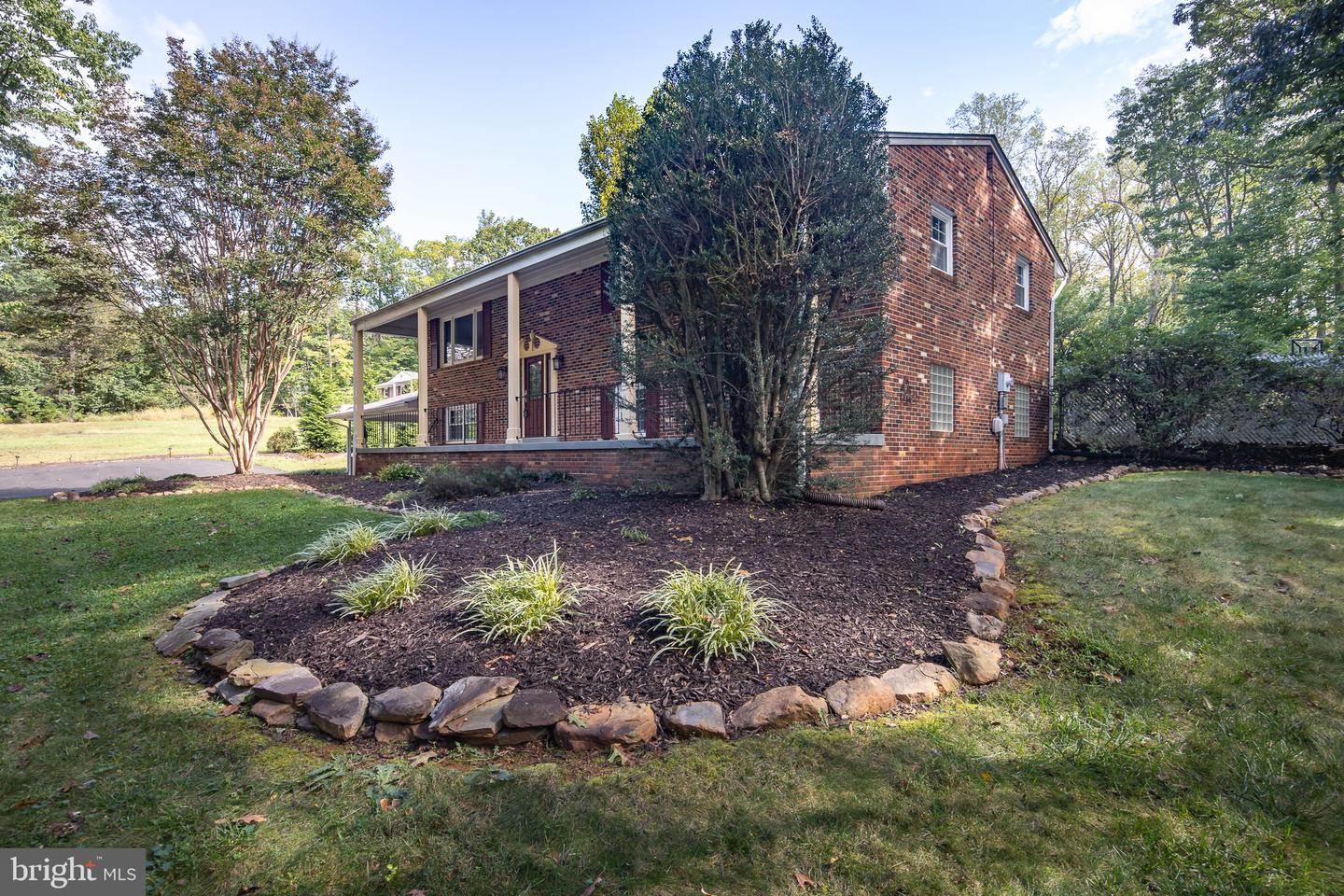 4509 MARTINWOOD DR, HAYMARKET, Virginia 20169, 4 Bedrooms Bedrooms, 13 Rooms Rooms,3 BathroomsBathrooms,Residential,For sale,4509 MARTINWOOD DR,VAPW2103206 MLS # VAPW2103206