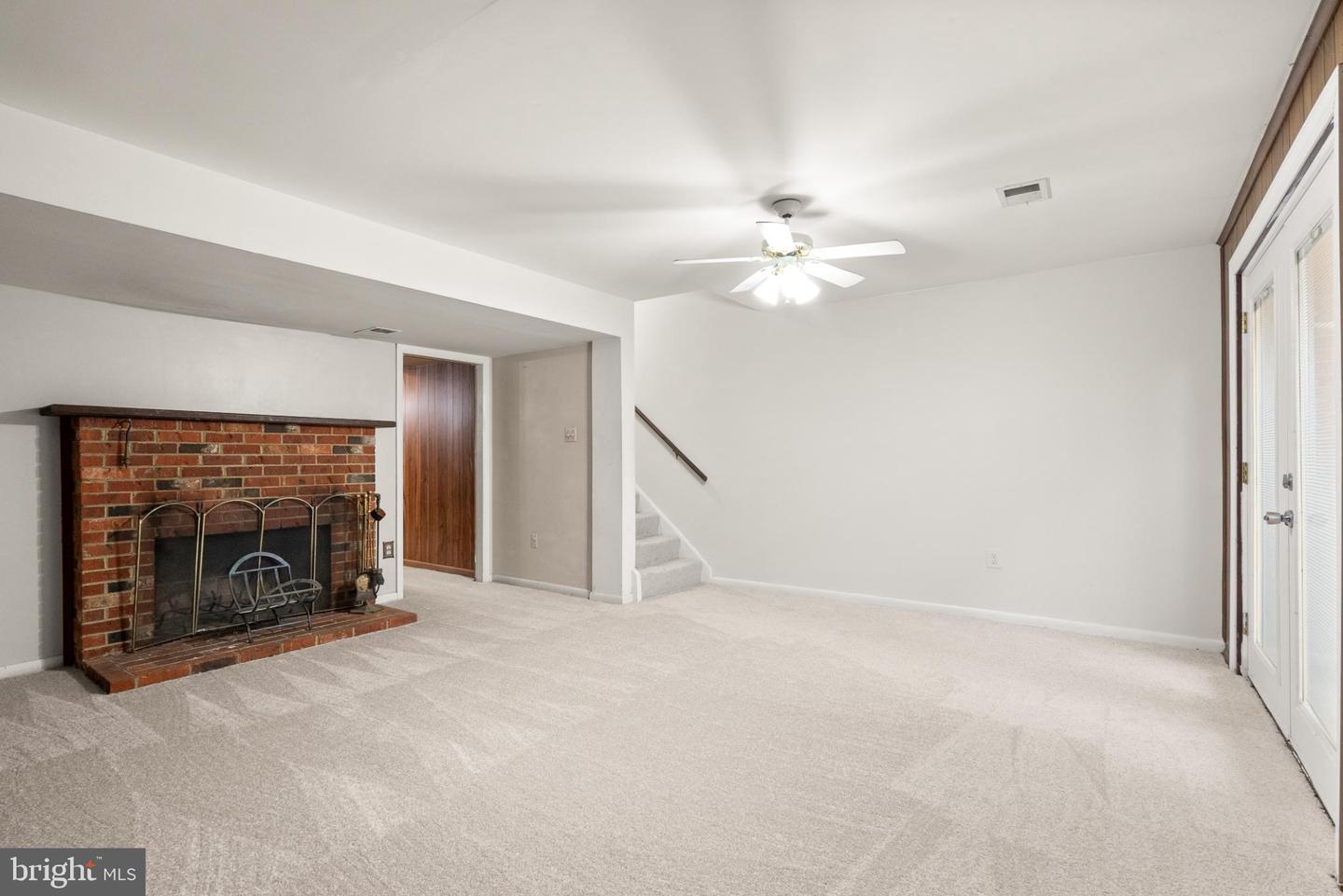 4332 EILEEN CT, WOODBRIDGE, Virginia 22193, 3 Bedrooms Bedrooms, 12 Rooms Rooms,2 BathroomsBathrooms,Residential,For sale,4332 EILEEN CT,VAPW2103334 MLS # VAPW2103334