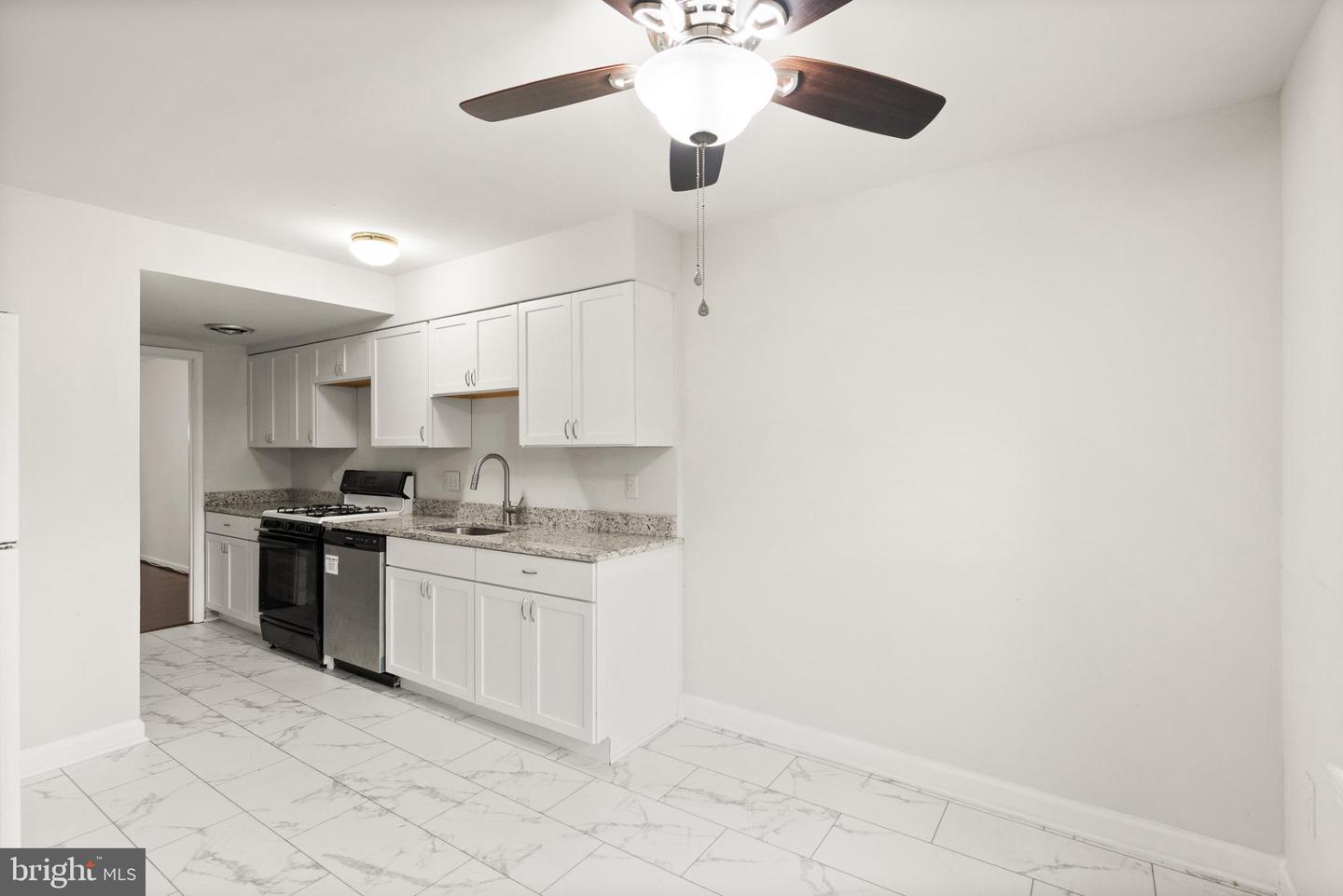 4332 EILEEN CT, WOODBRIDGE, Virginia 22193, 3 Bedrooms Bedrooms, 12 Rooms Rooms,2 BathroomsBathrooms,Residential,For sale,4332 EILEEN CT,VAPW2103334 MLS # VAPW2103334