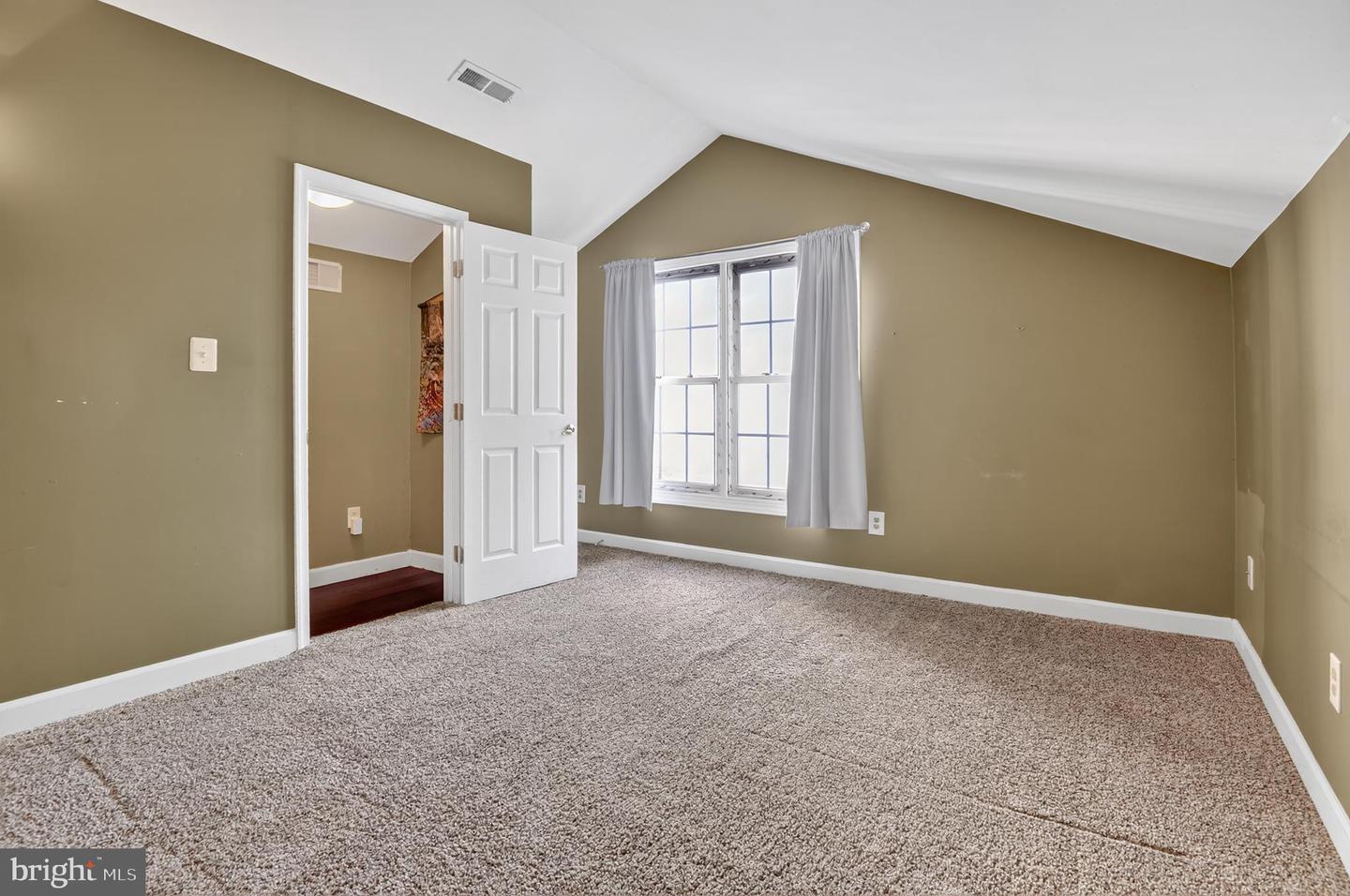 46809 TRAILWOOD PL, STERLING, Virginia 20165, 3 Bedrooms Bedrooms, ,2 BathroomsBathrooms,Residential,For sale,46809 TRAILWOOD PL,VALO2106258 MLS # VALO2106258