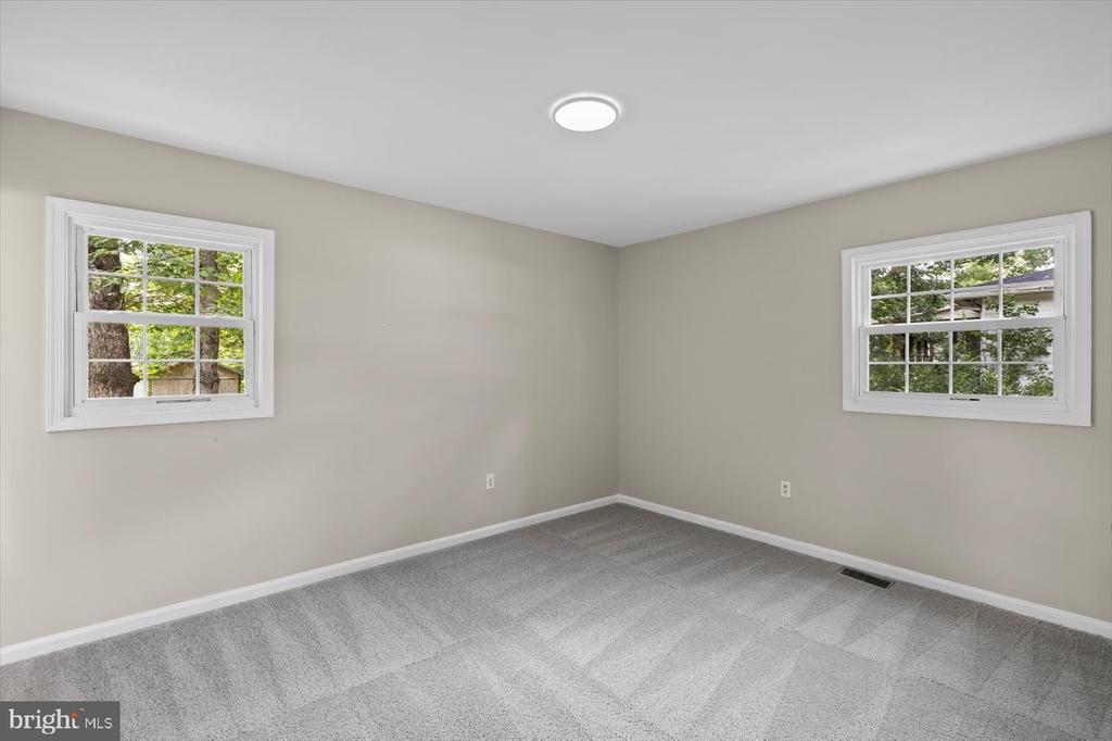 809 SHERWOOD LN, FREDERICKSBURG, Virginia 22407, 3 Bedrooms Bedrooms, ,2 BathroomsBathrooms,Residential,809 SHERWOOD LN,VASP2037476 MLS # VASP2037476