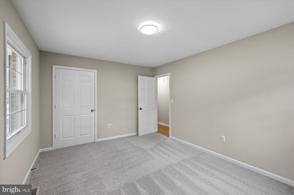 809 SHERWOOD LN, FREDERICKSBURG, Virginia 22407, 3 Bedrooms Bedrooms, ,2 BathroomsBathrooms,Residential,809 SHERWOOD LN,VASP2037476 MLS # VASP2037476