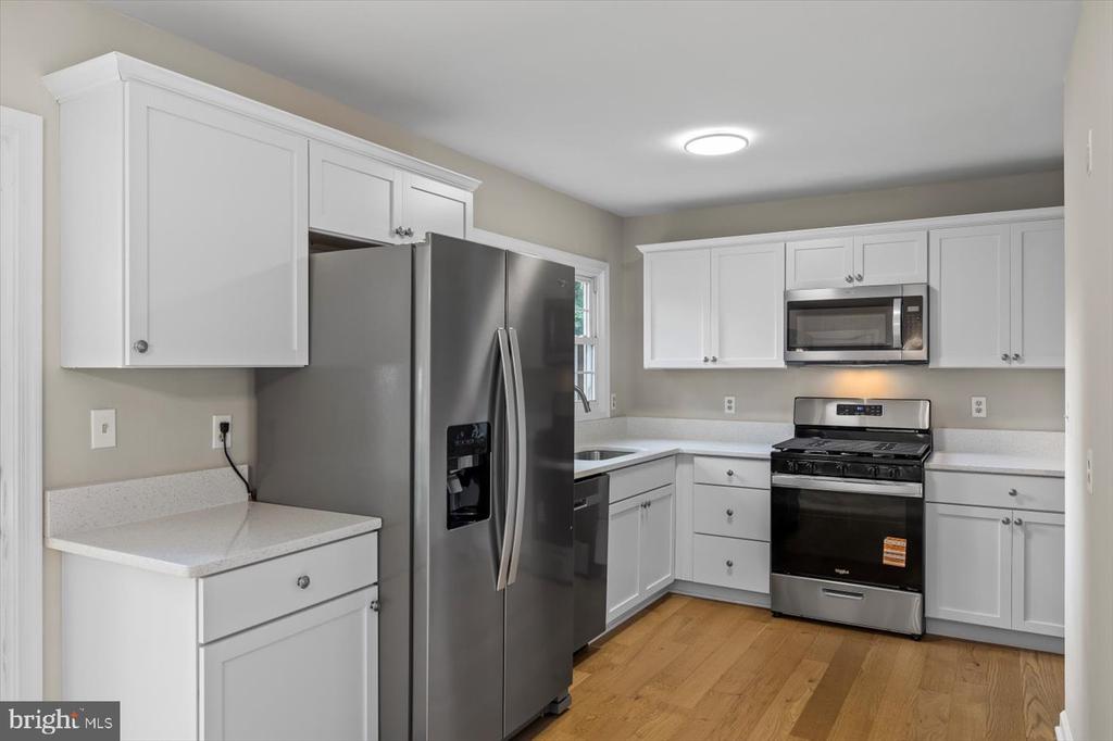 809 SHERWOOD LN, FREDERICKSBURG, Virginia 22407, 3 Bedrooms Bedrooms, ,2 BathroomsBathrooms,Residential,809 SHERWOOD LN,VASP2037476 MLS # VASP2037476