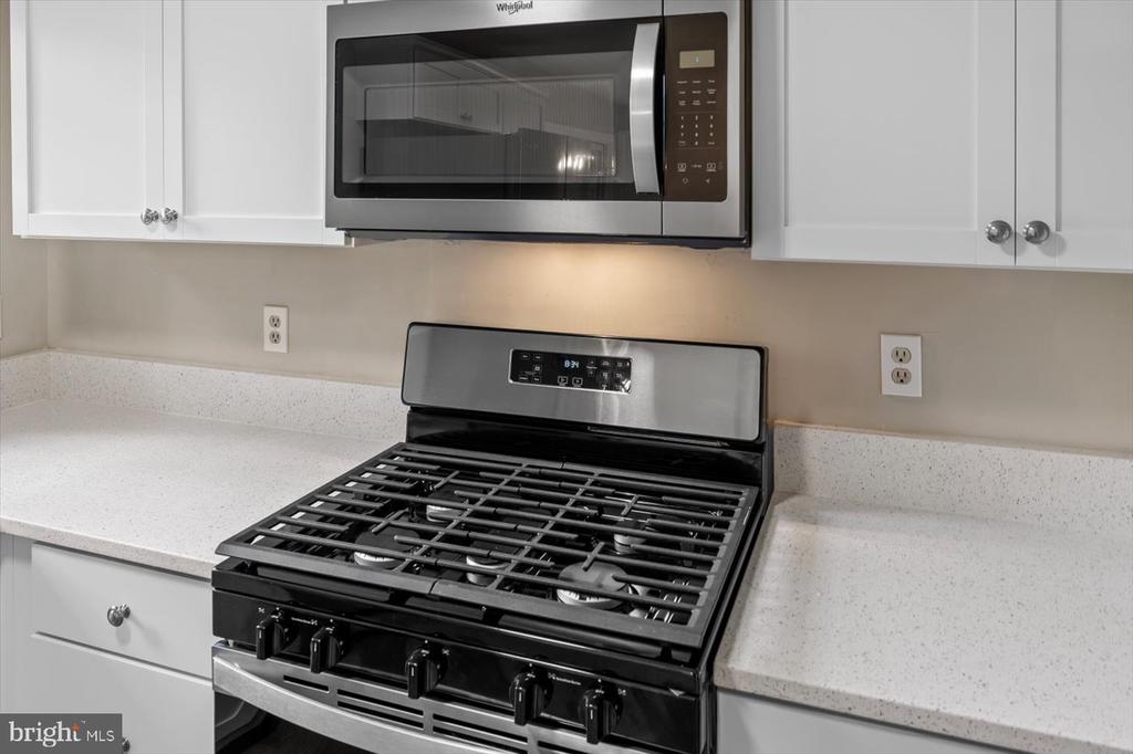 809 SHERWOOD LN, FREDERICKSBURG, Virginia 22407, 3 Bedrooms Bedrooms, ,2 BathroomsBathrooms,Residential,809 SHERWOOD LN,VASP2037476 MLS # VASP2037476