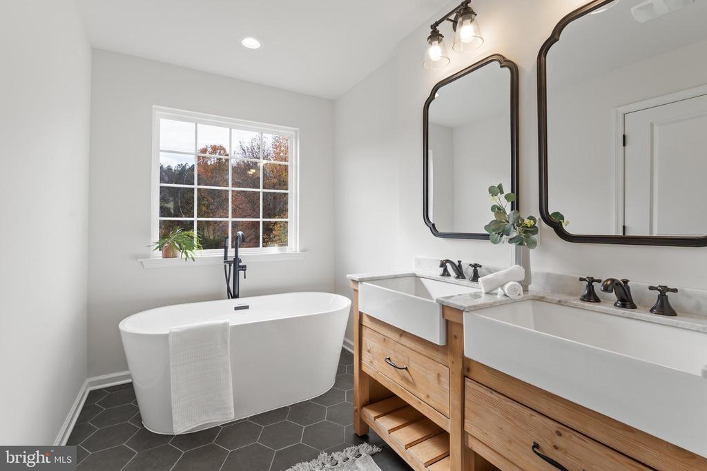 111 FAIRWAY DR, LOUISA, Virginia 23093, 5 Bedrooms Bedrooms, ,3 BathroomsBathrooms,Residential,111 FAIRWAY DR,VALA2008872 MLS # VALA2008872