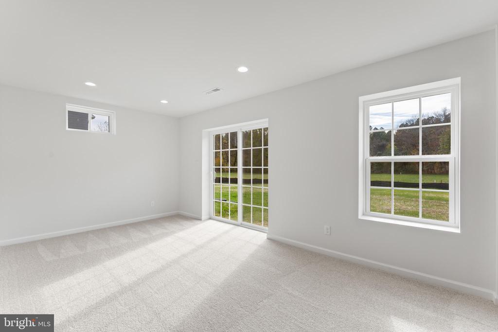 111 FAIRWAY DR, LOUISA, Virginia 23093, 5 Bedrooms Bedrooms, ,3 BathroomsBathrooms,Residential,111 FAIRWAY DR,VALA2008872 MLS # VALA2008872