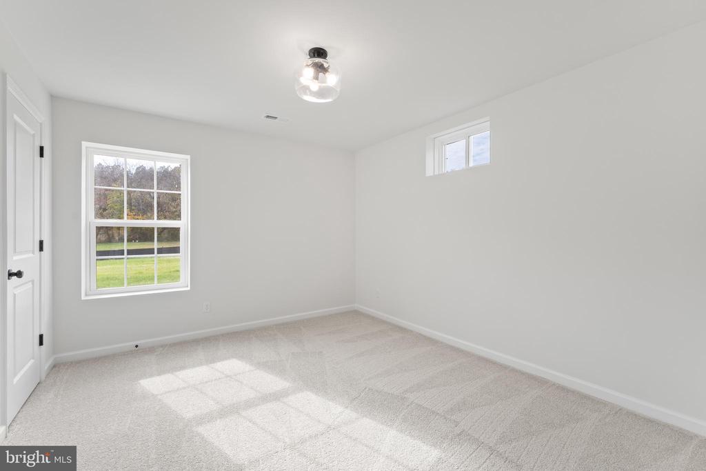 111 FAIRWAY DR, LOUISA, Virginia 23093, 5 Bedrooms Bedrooms, ,3 BathroomsBathrooms,Residential,111 FAIRWAY DR,VALA2008872 MLS # VALA2008872