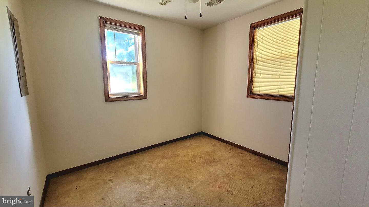 1032 HOLLY VISTA DR, COLONIAL BEACH, Virginia 22443, 4 Bedrooms Bedrooms, ,2 BathroomsBathrooms,Residential,For sale,1032 HOLLY VISTA DR,VAWE2009732 MLS # VAWE2009732