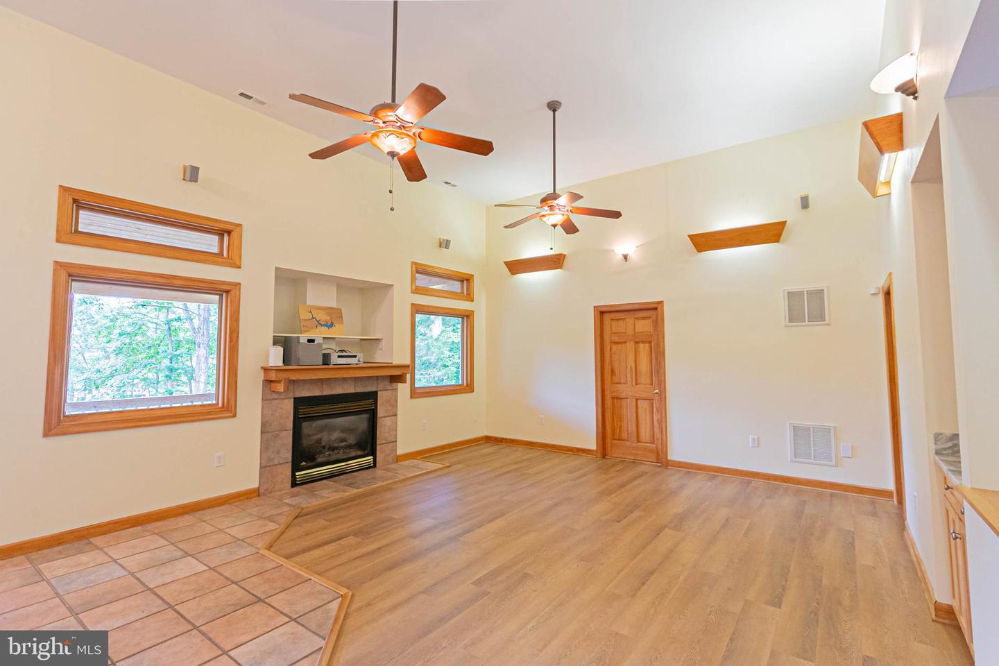 362 LAKE CAROLINE DR, RUTHER GLEN, Virginia 22546, 4 Bedrooms Bedrooms, 9 Rooms Rooms,3 BathroomsBathrooms,Residential,For sale,362 LAKE CAROLINE DR,VACV2008844 MLS # VACV2008844